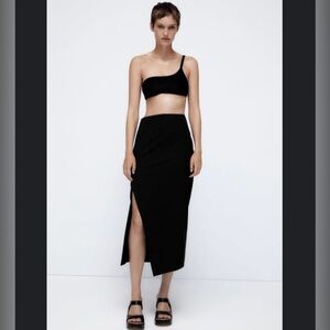 Zara Black Midi Skirt with slit
